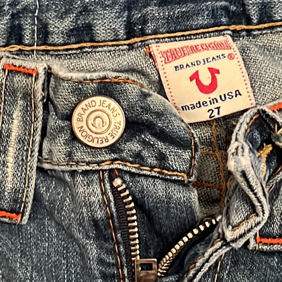 Preowned True Religion short shorts patches distressed- 27 - Picture 2 of 9